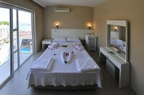 Makri Beach Fethiye 3*,