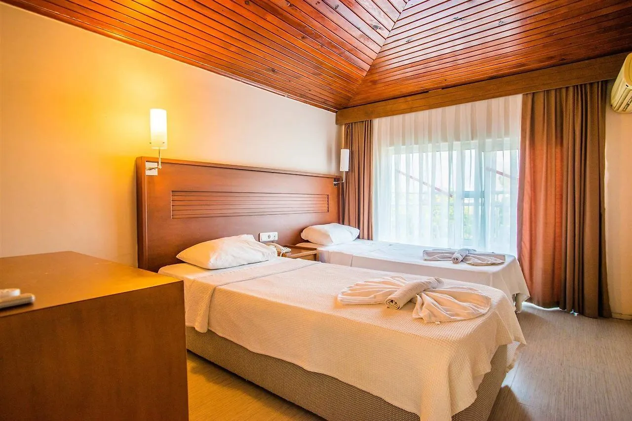 Makri Beach Fethiye 3*,
